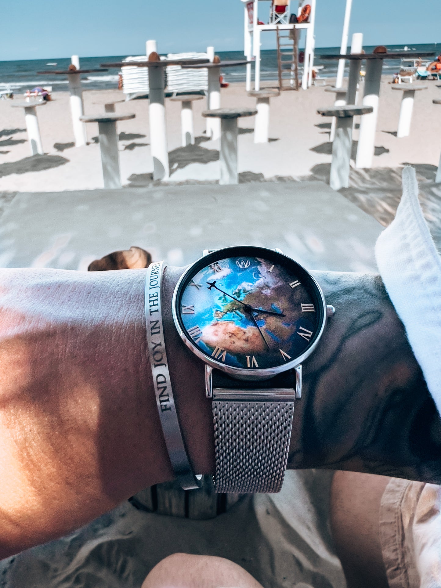 Load image into Gallery viewer, Explore The World - Waterproof Watch
